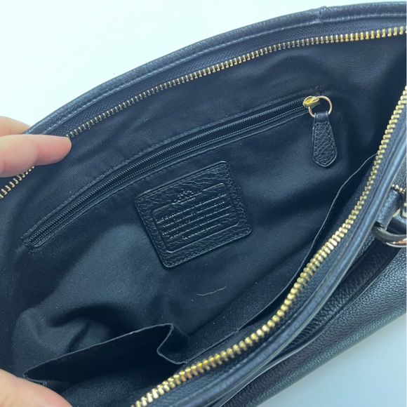 Coach Chicago Mini Ellis Pebbled Leather Bag N250-8 - Picture 4 of 9